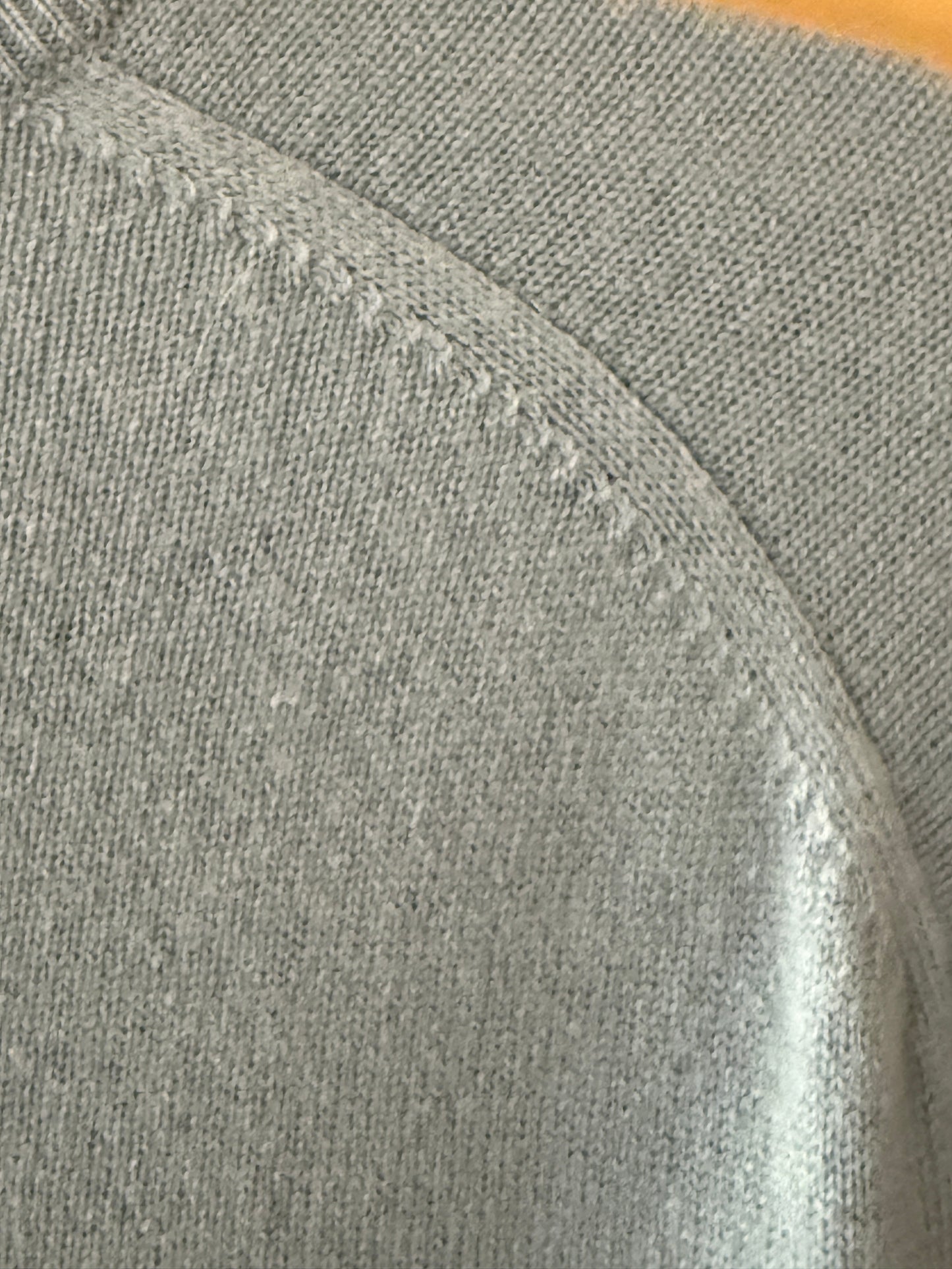 100% Scottish Cashmere Crew Neck Sweater Size 40 Sky Blue Long Sleeve